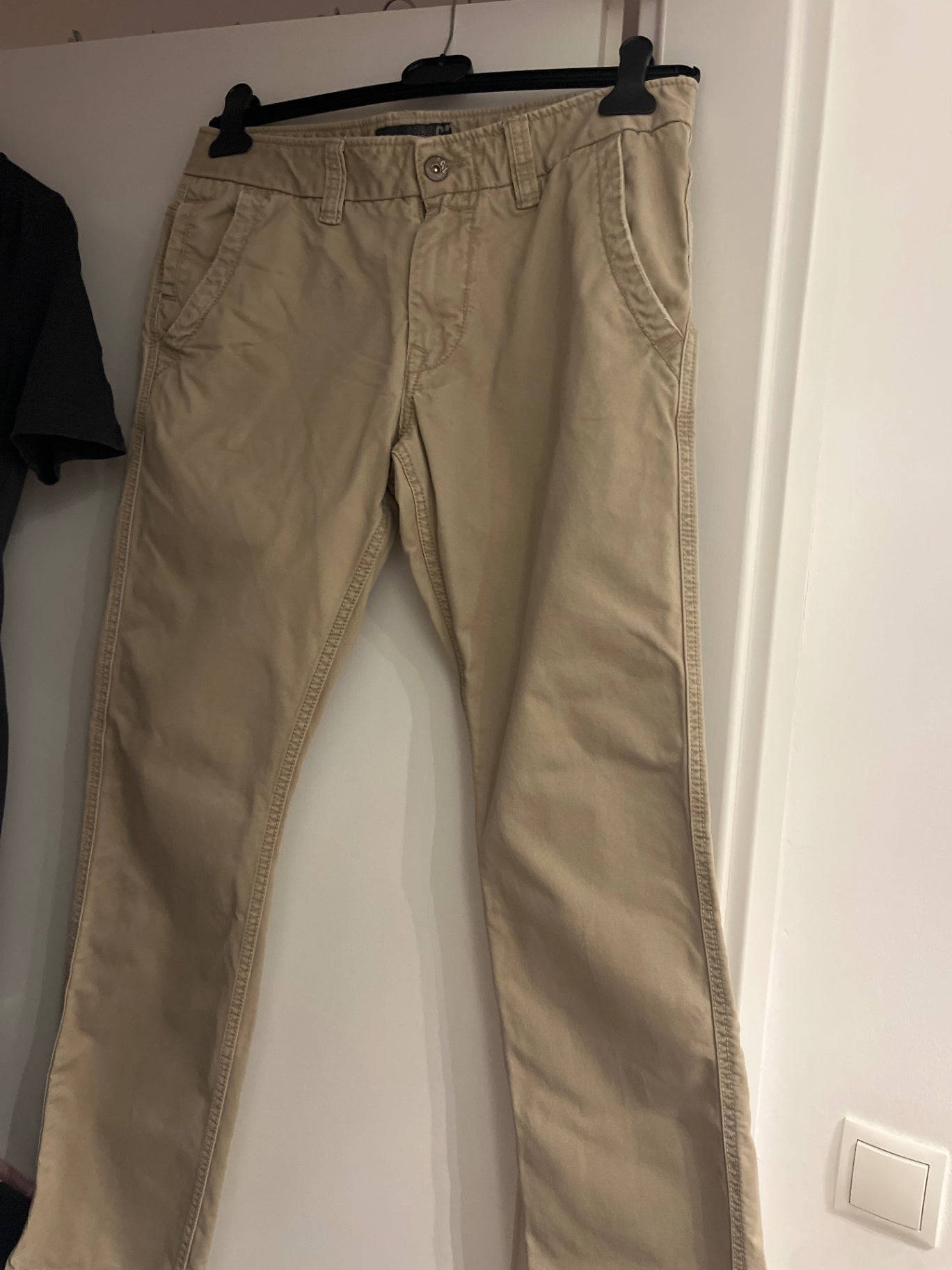WE Hose Beige