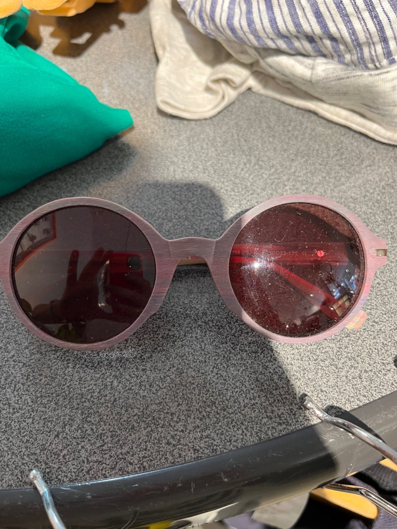 Eyes and More Sonnenbrille Bunt