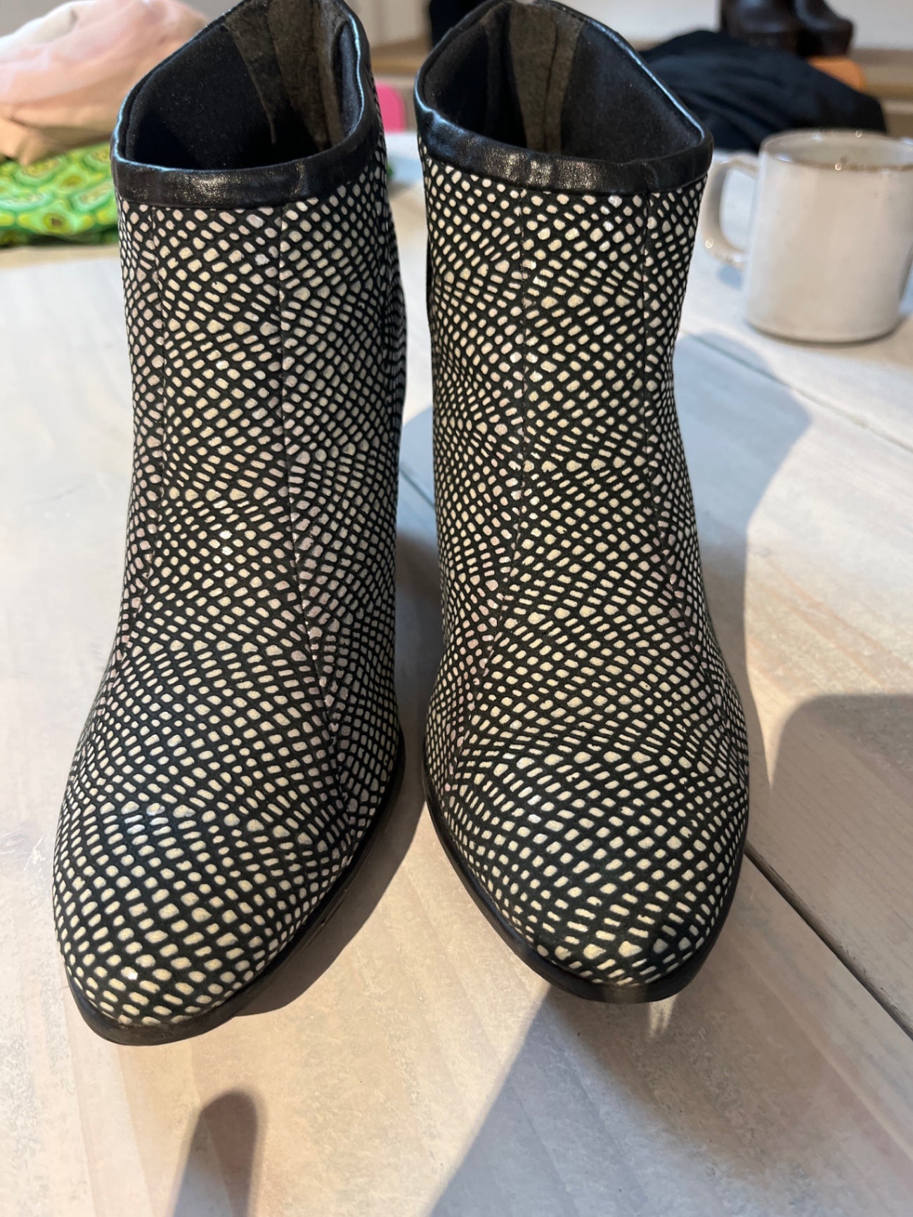 Unbekannt Stiefeletten Schwarz und Weiß