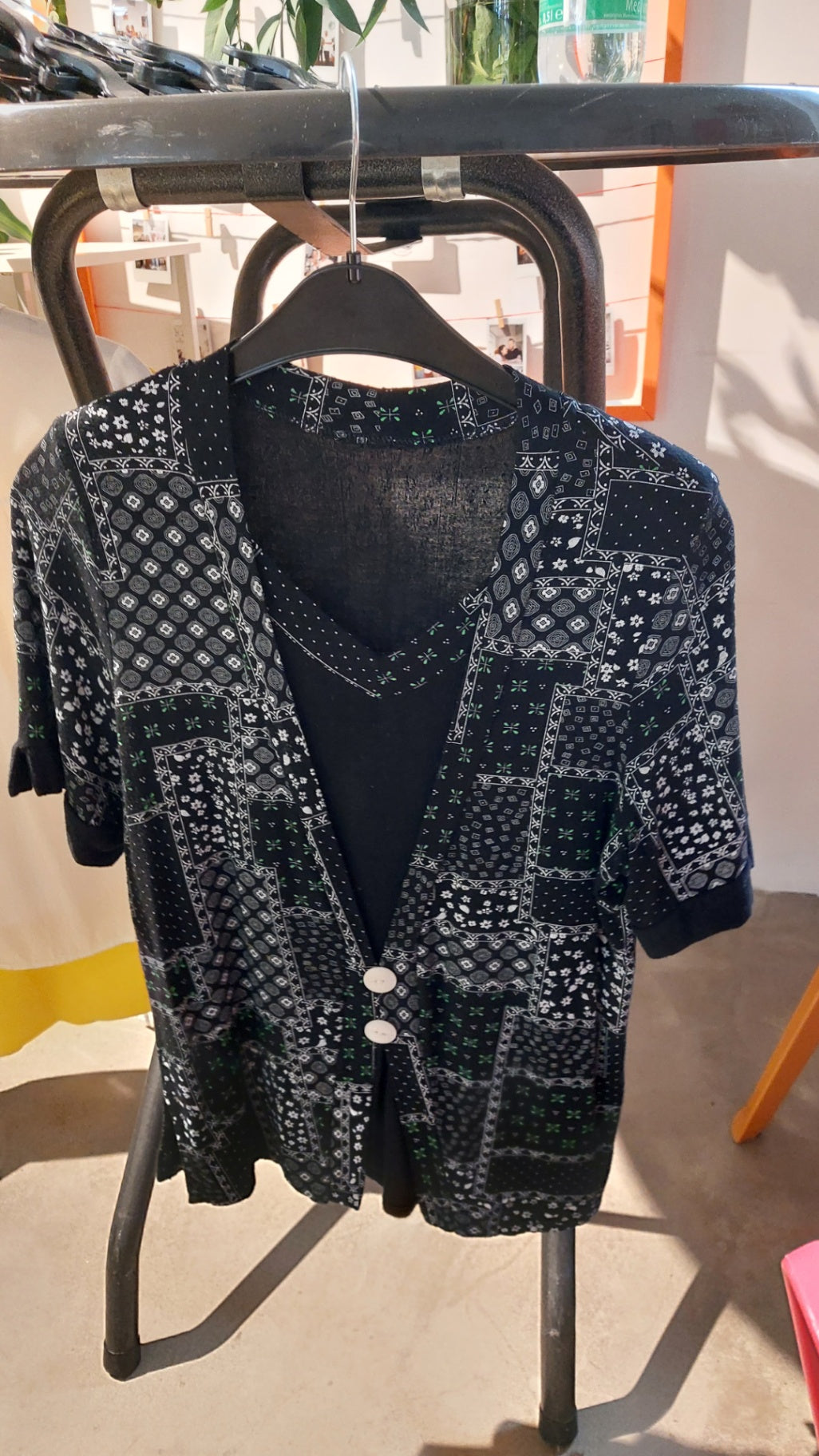 Unbekannt Strickjacke Schwarz/weiß mit Grün