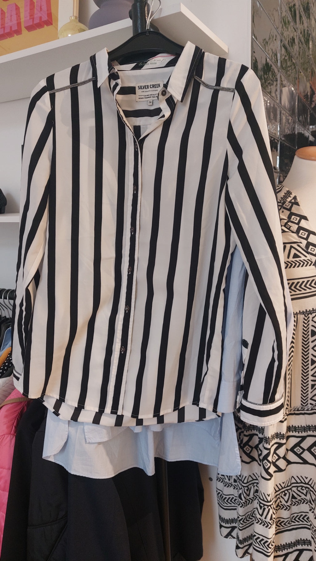 Silver Creek Bluse Schwarz und Weiß