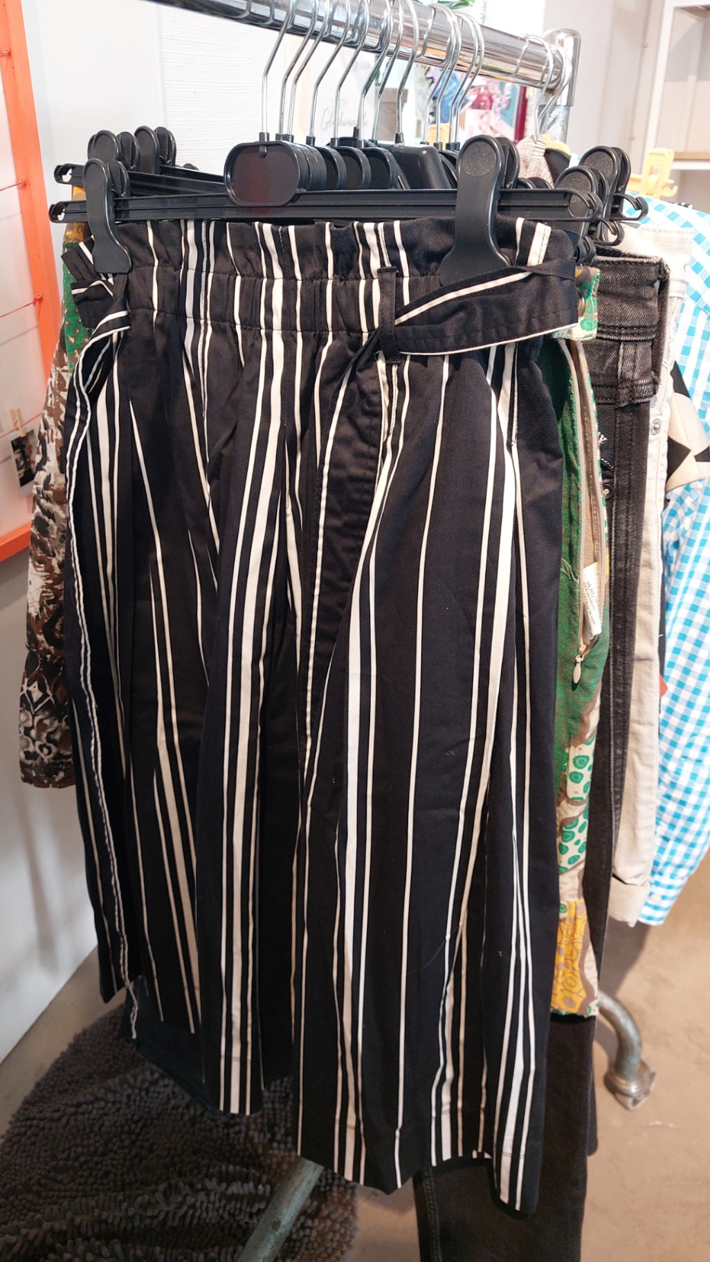 HM Hose Schwarz / weiß