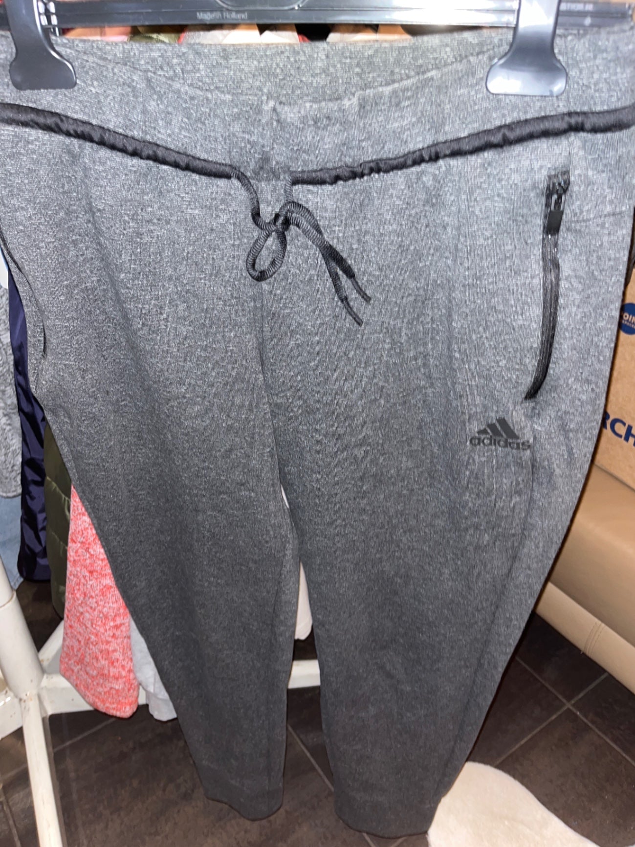 Adidas Jogginghose Grau