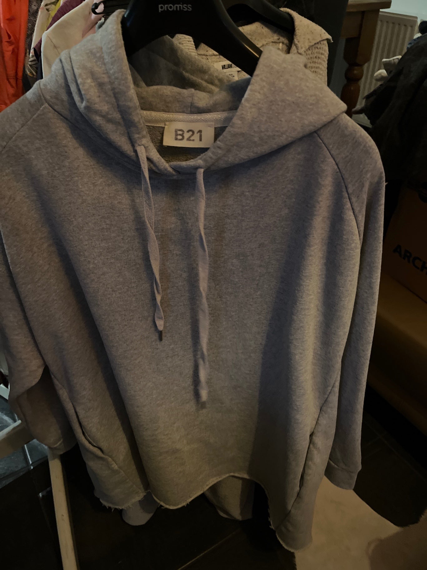 B21 Hoodie oversize Grau