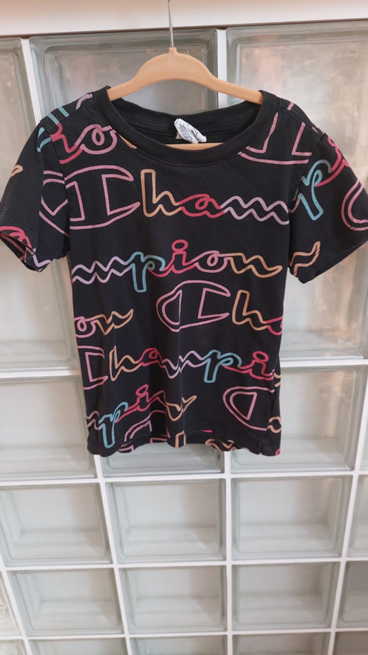 Champion T-Shirt Blau mit bunter Aufschrift