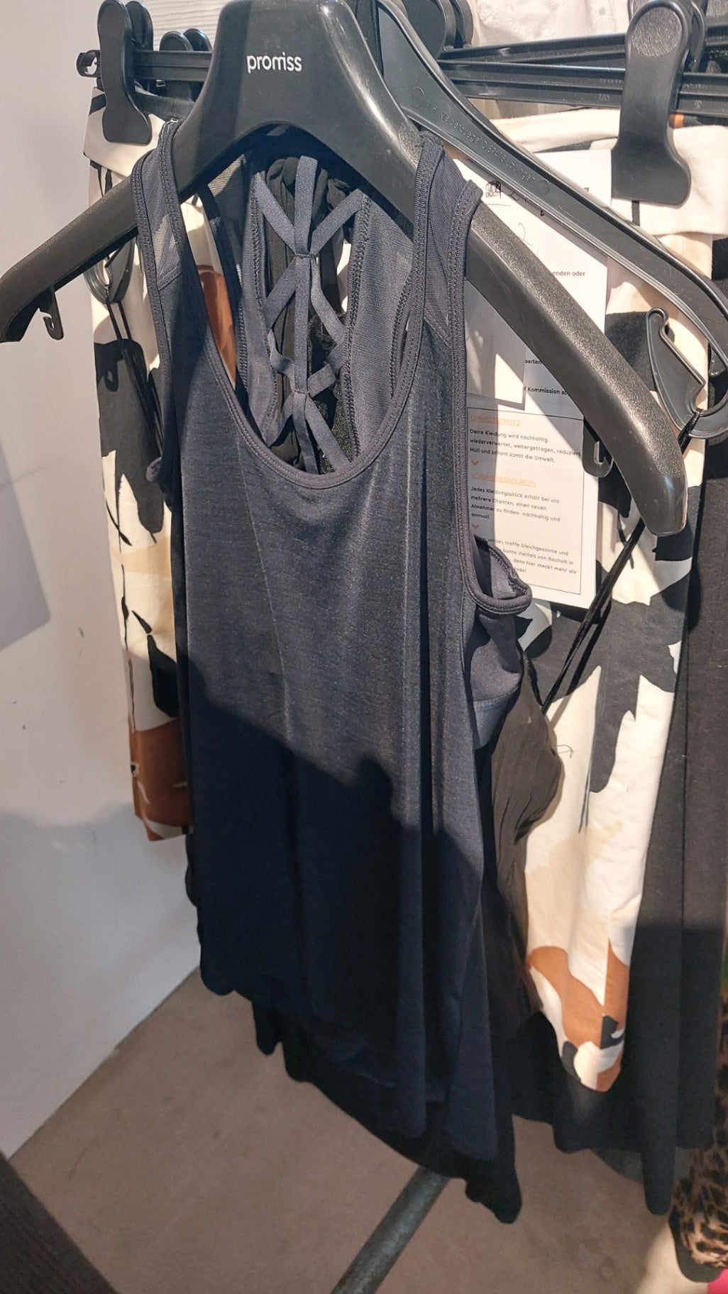 HM Sport Sport- Oberteil Schwarz