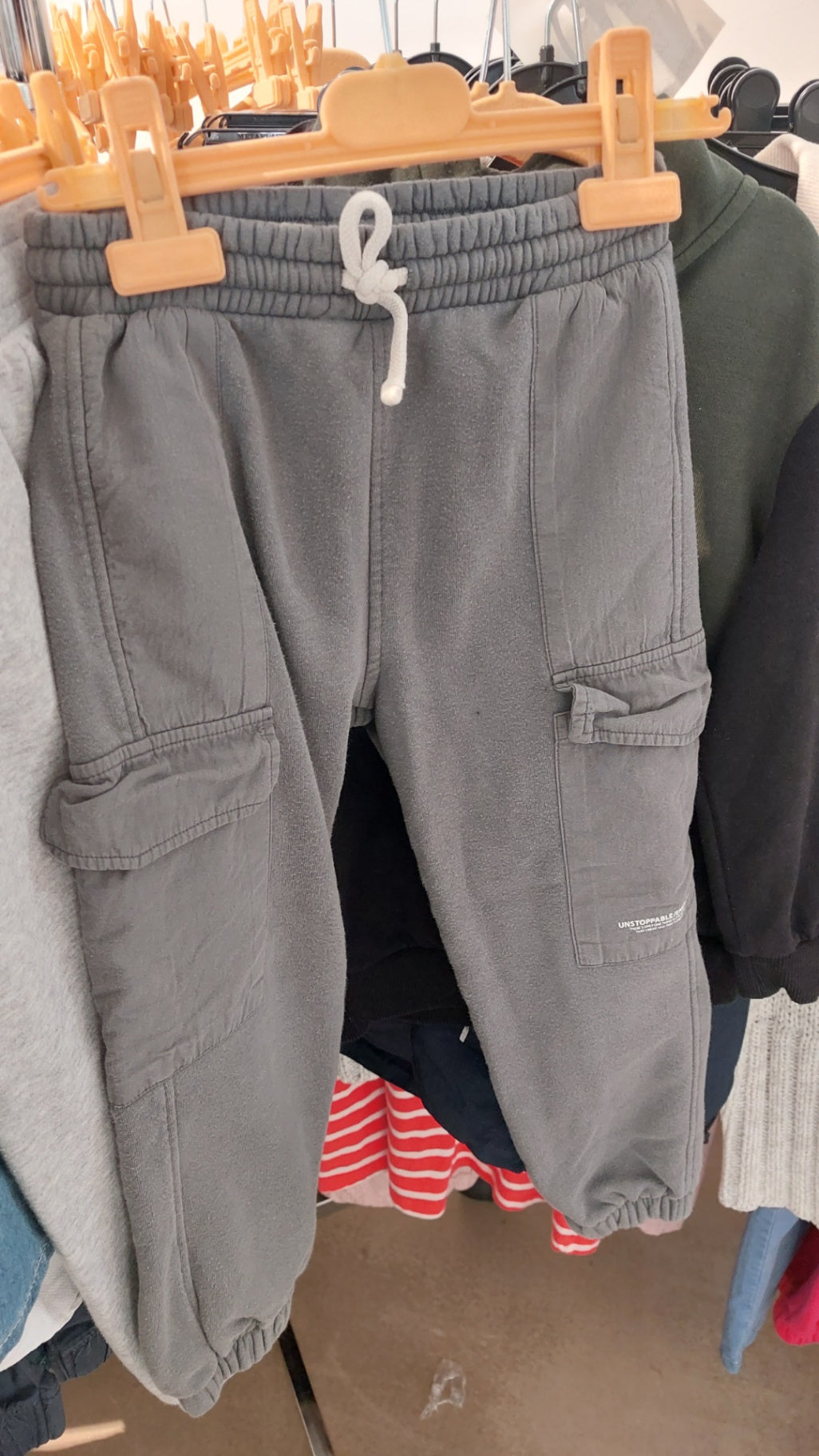 Unstoppable Jogginghose Grau