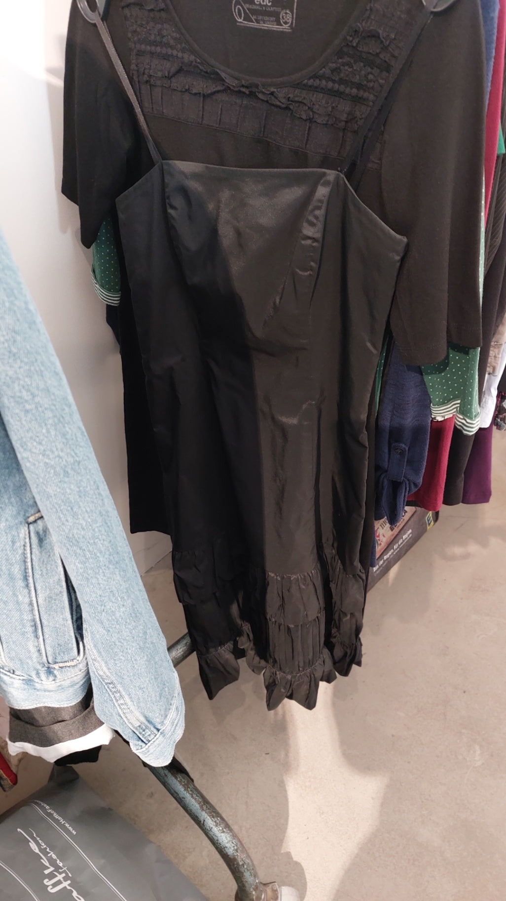 Vera Mont Kleid Schwarz