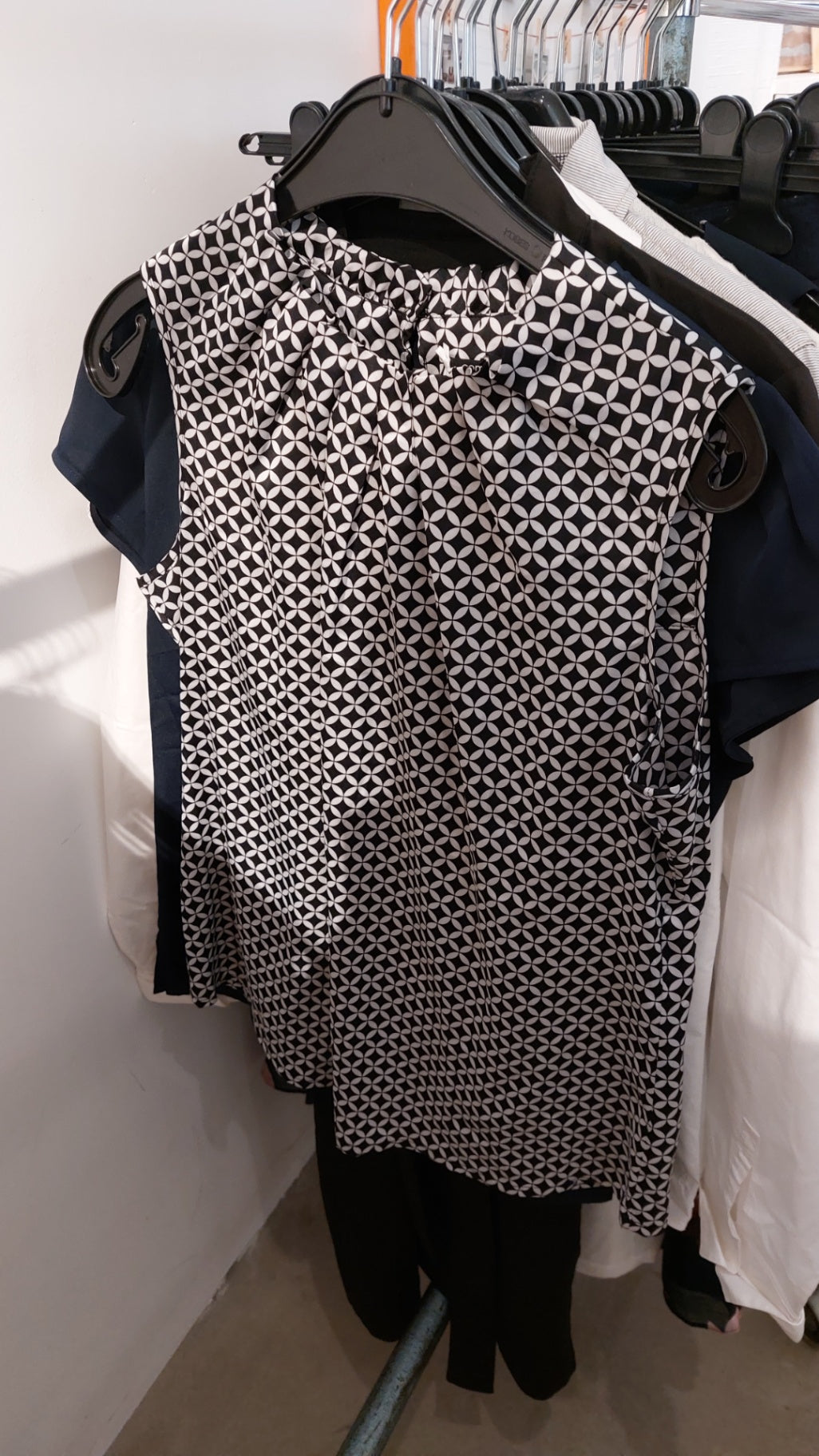 Comma Bluse Schwarz und Weiß