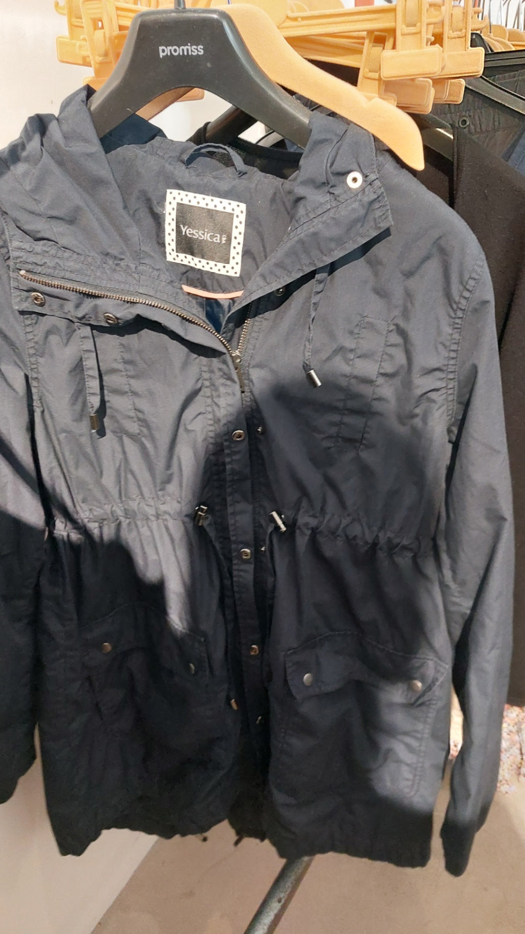 Yessica Jacke Dunkelblau