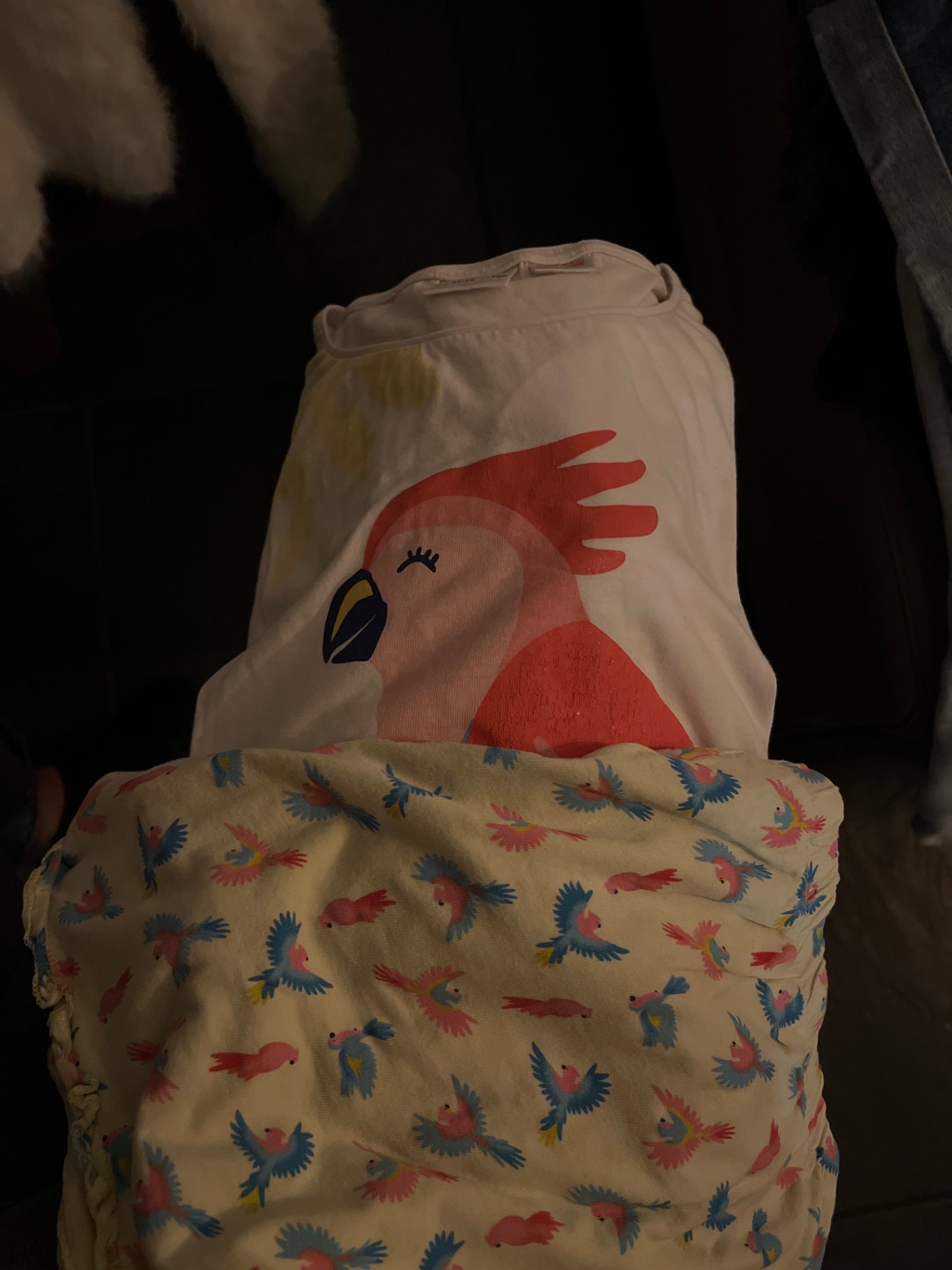 Zara Schlafanzug kurz Weiß mit buntem Papageienmotiv