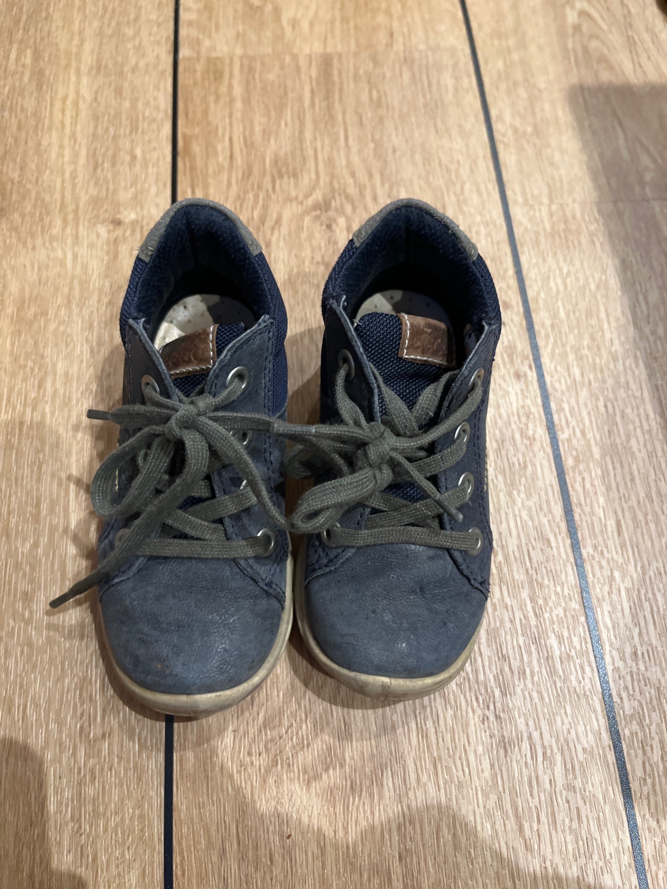 Eco Sneaker Dunkelblau