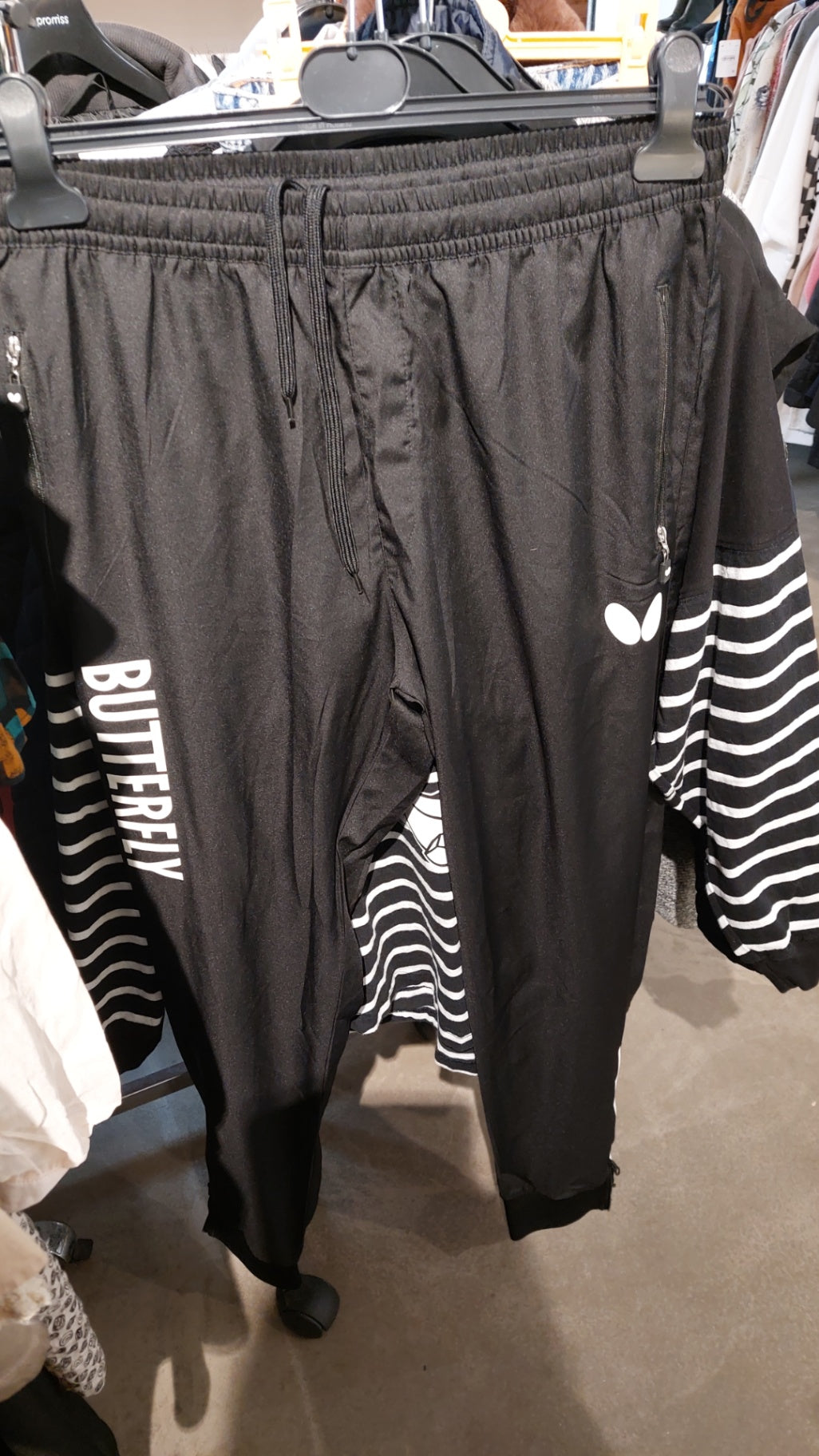 Butterfly Jogginghosen Schwarz