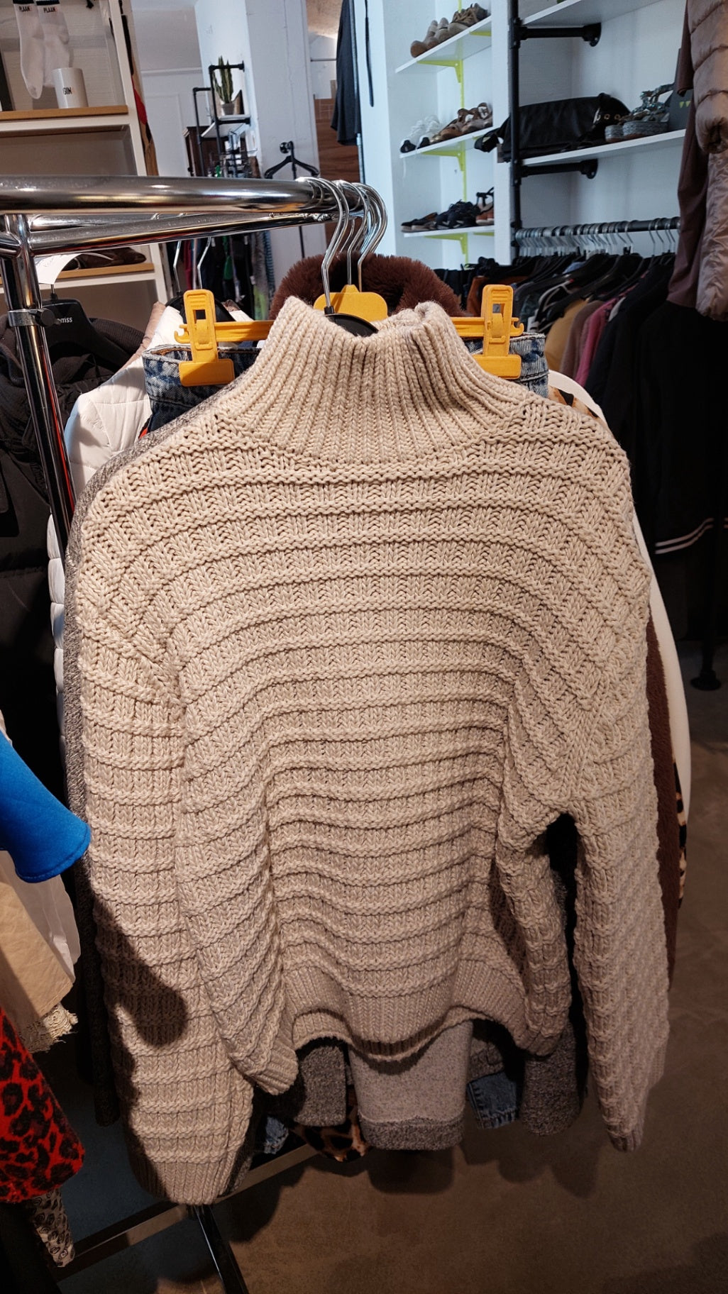 HM Pullover Beige