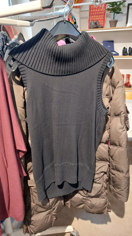 s.Oliver Ärmelloser Rollkragenpullover Schwarz