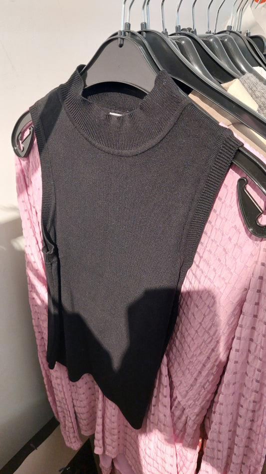 Primark Ärmelloser Rollkragenpullover Schwarz