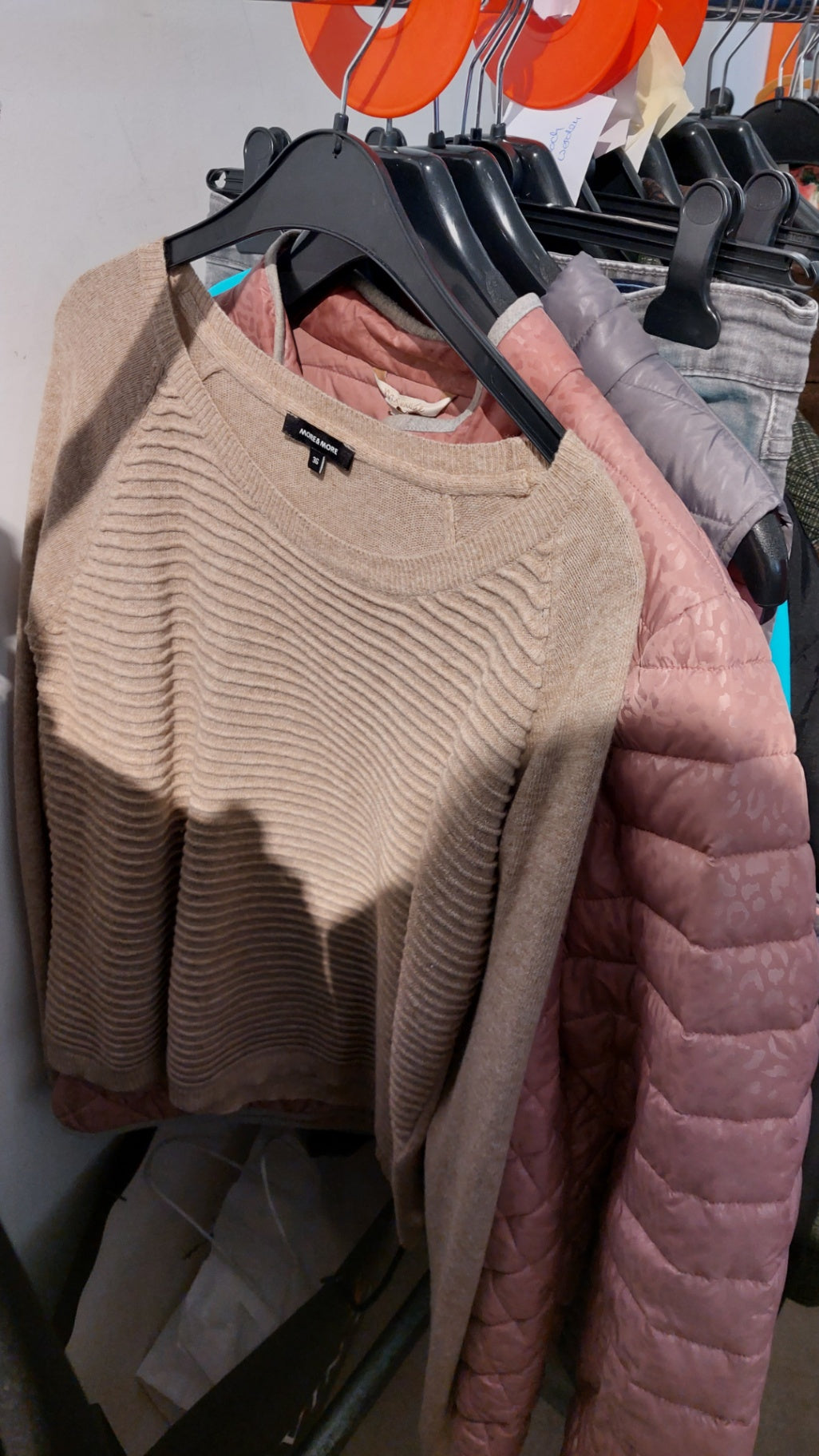 More & More Pullover Beige