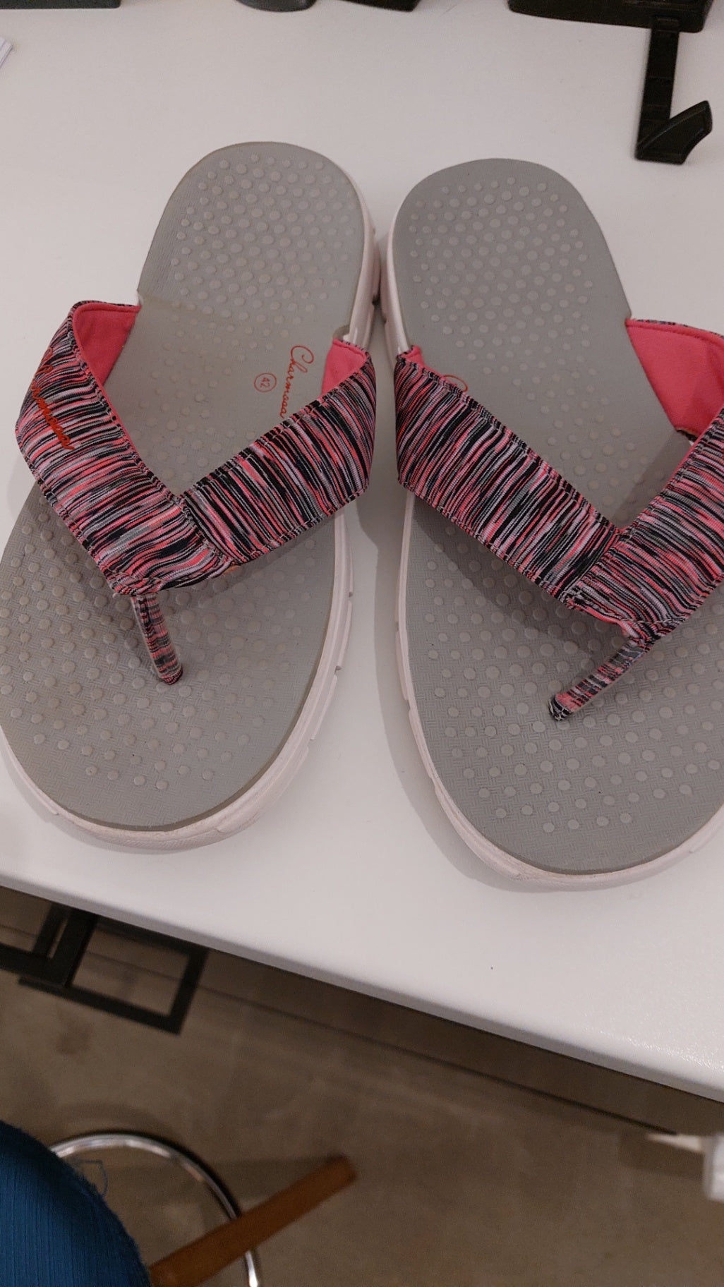 Charmosa Flip-Flops Grau, Rosa und Mehrfarbig