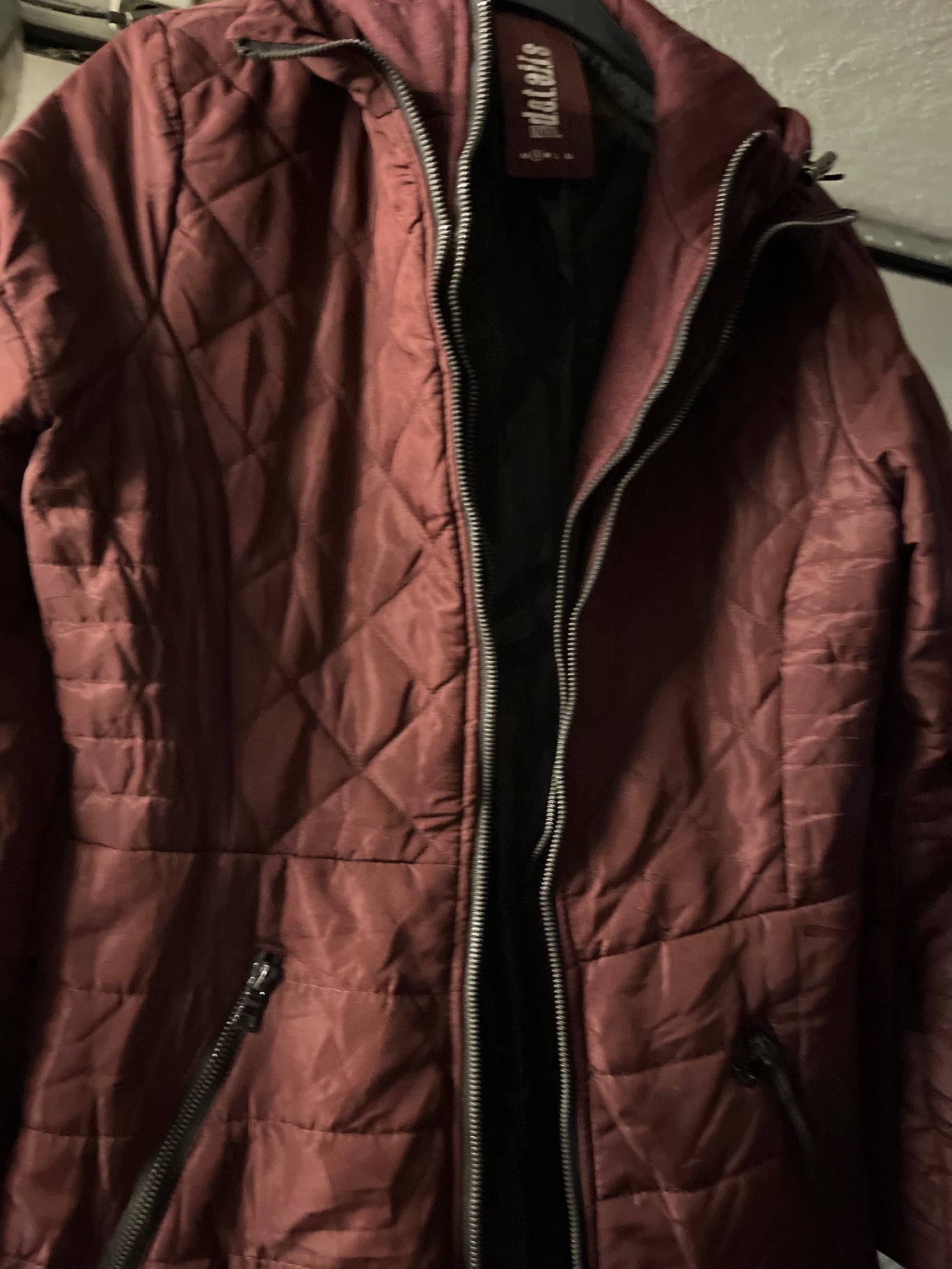 Details Intl Jacke Bordeaux