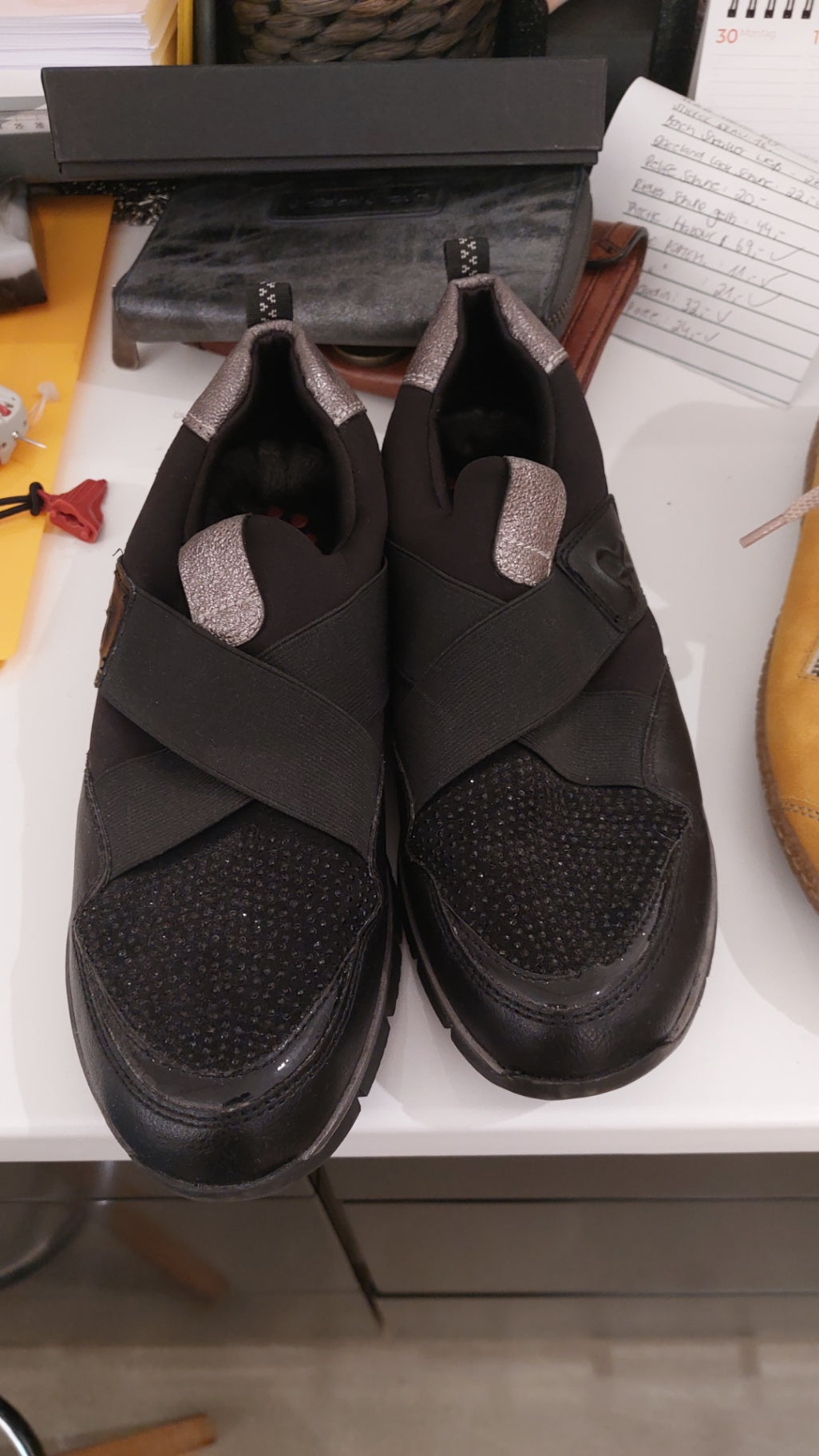 Reliefe Sneaker Schwarz