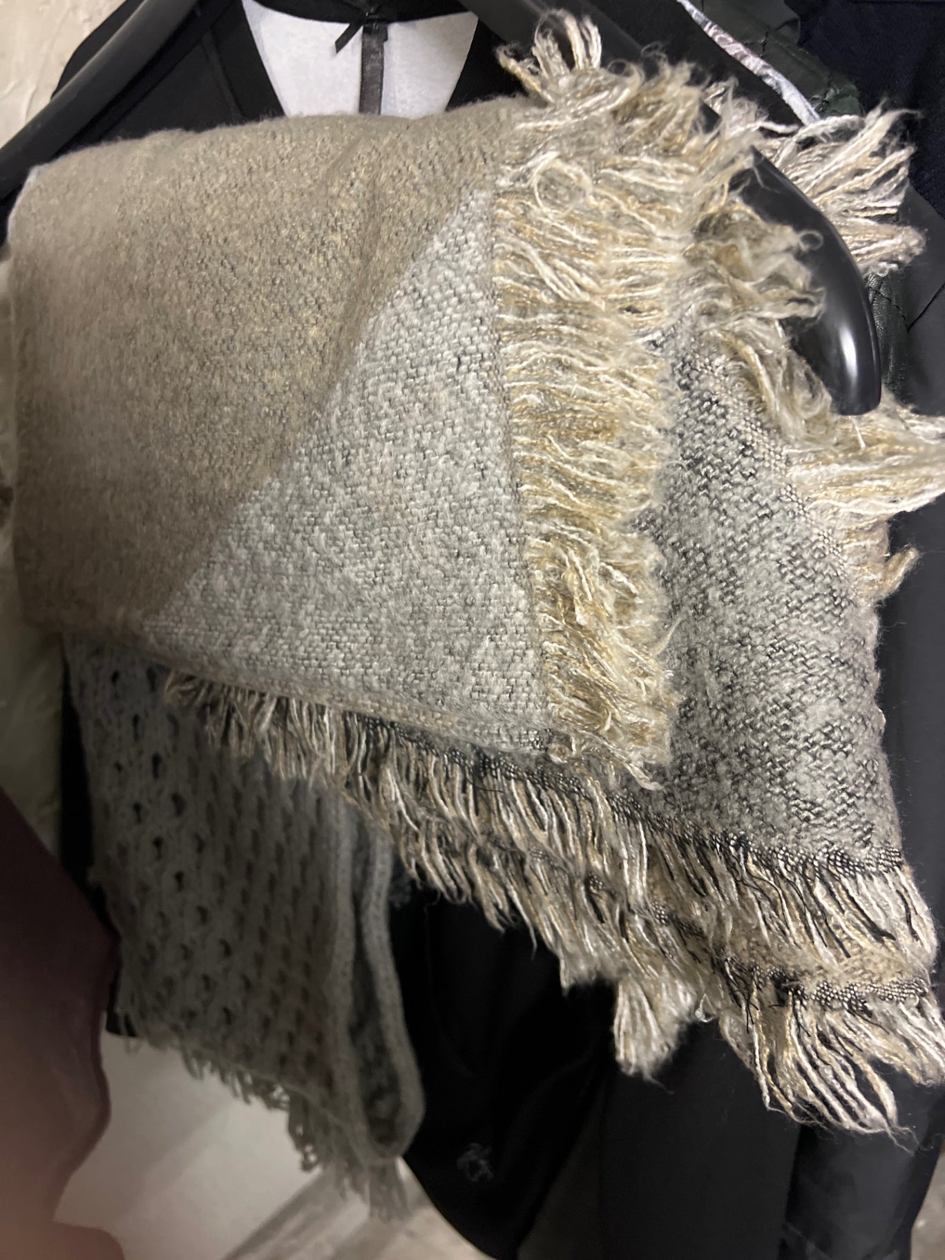 Opus Schal Beige und Grau