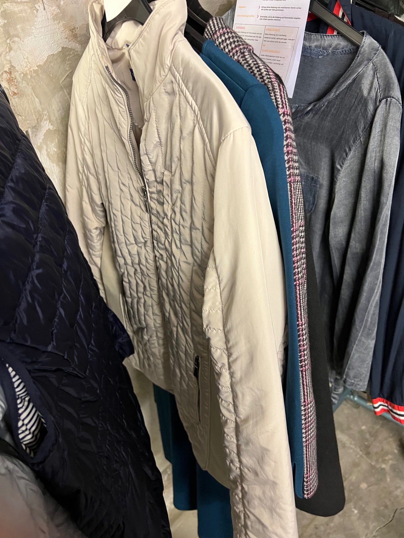 charles Vögele Steppjacke Beige