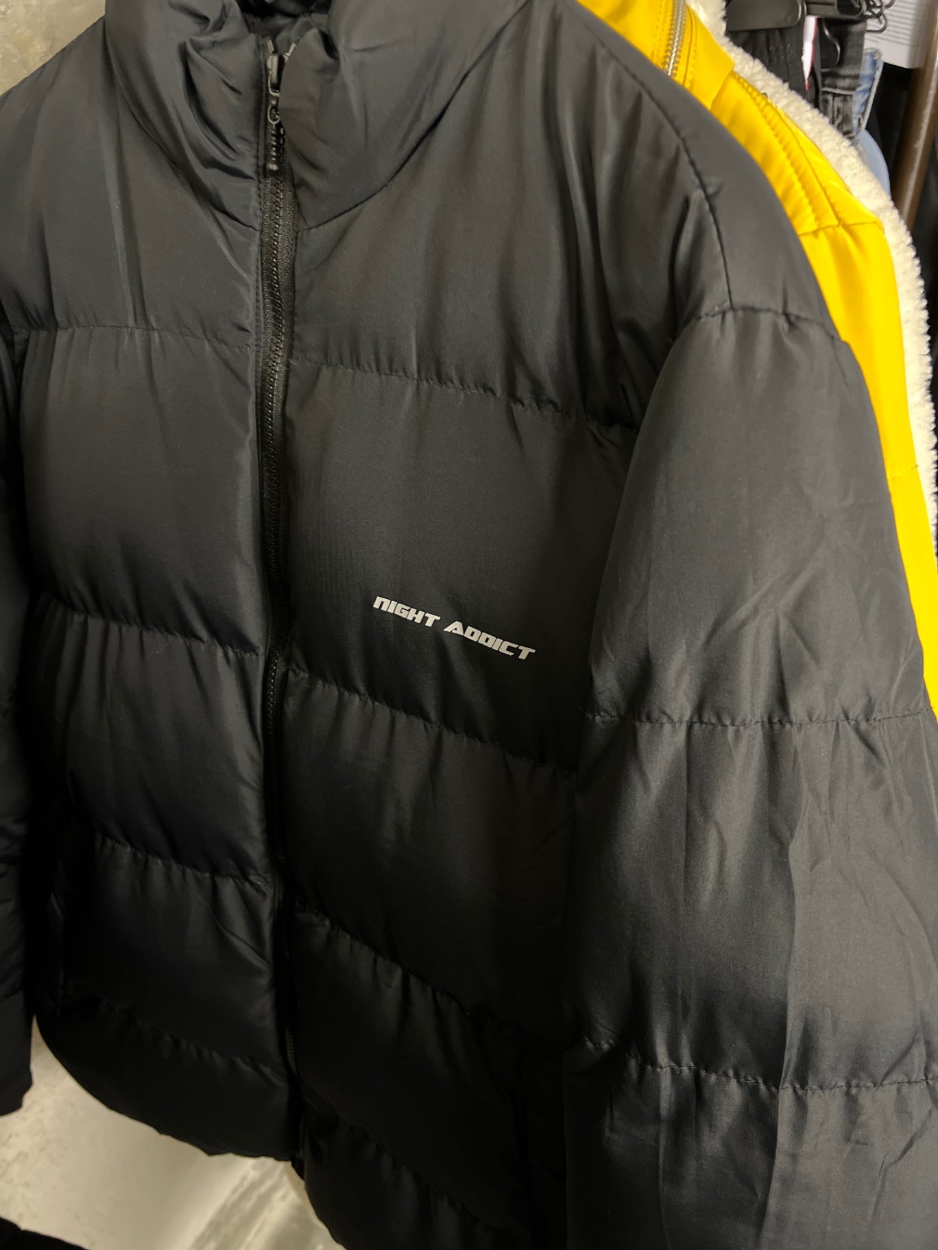 Night Addict Daunenjacke Schwarz