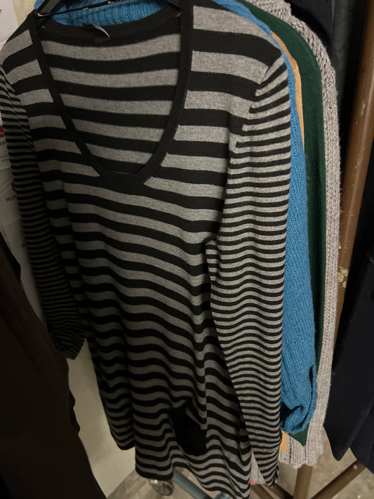 s.Oliver Pullover Schwarz und Grau gestreift
