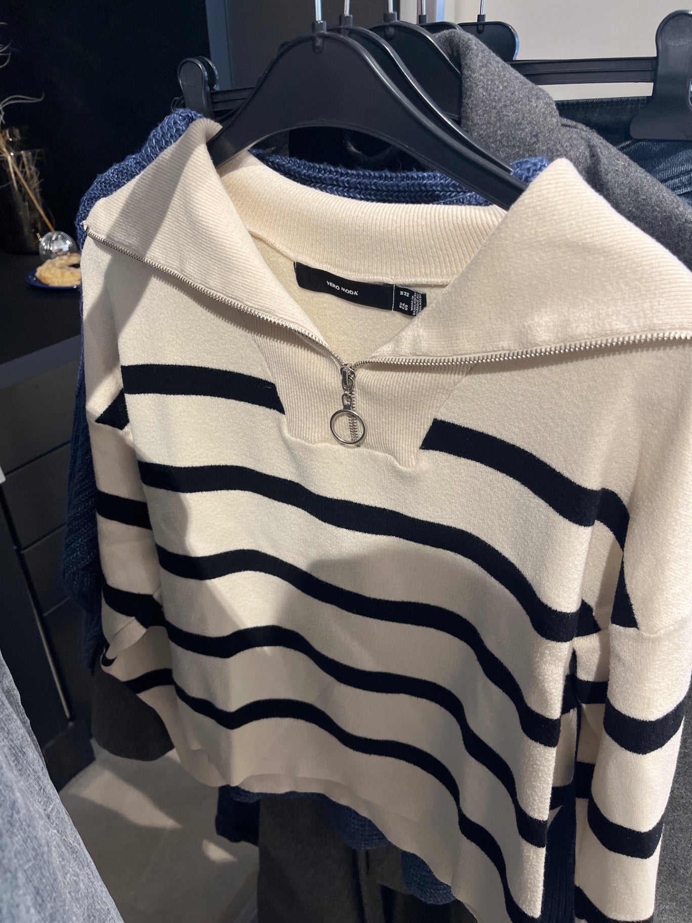 Vero Moda Pullover Creme mit schwarzen Streifen