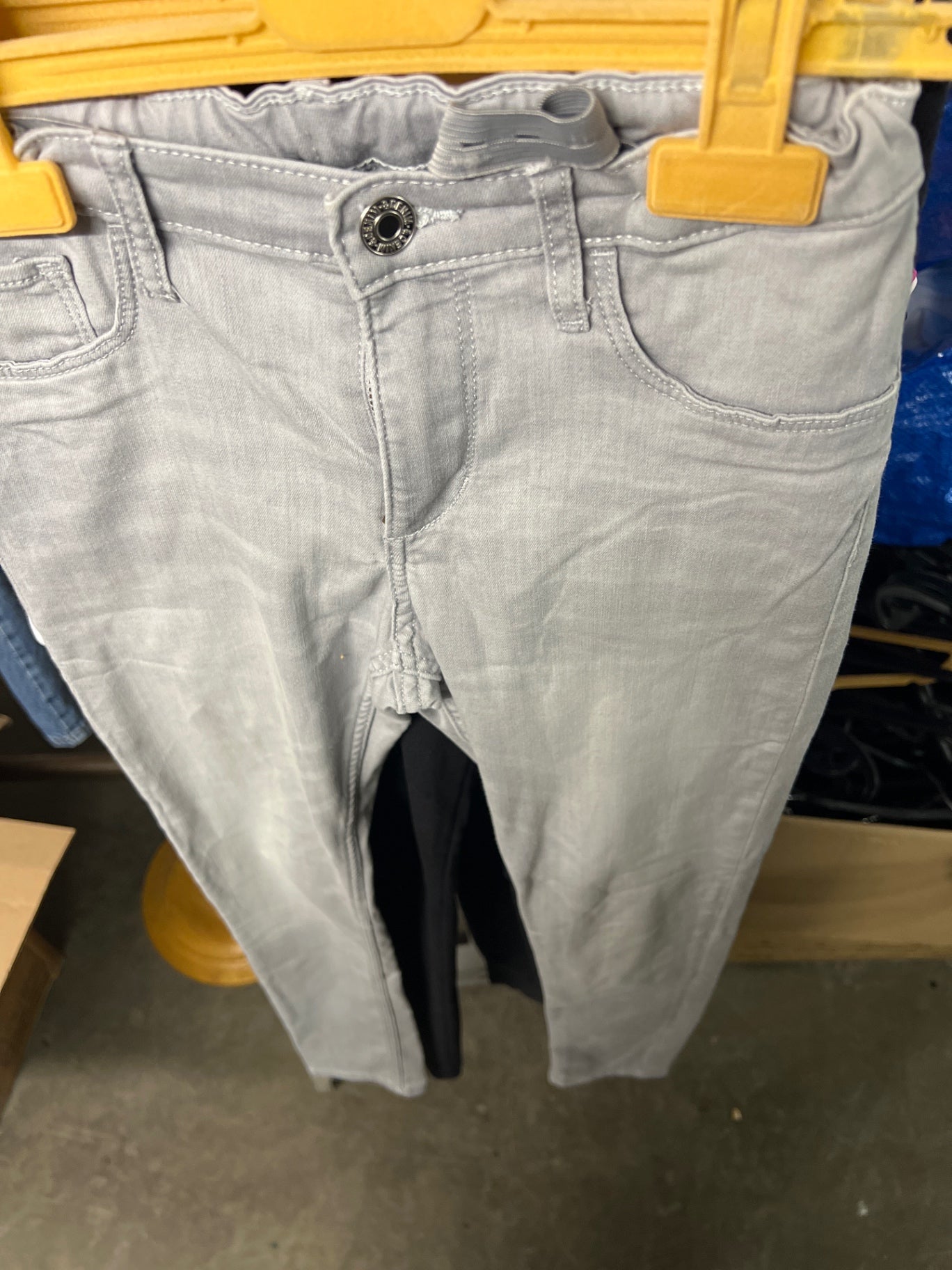 H&M Jeans Hellgrau