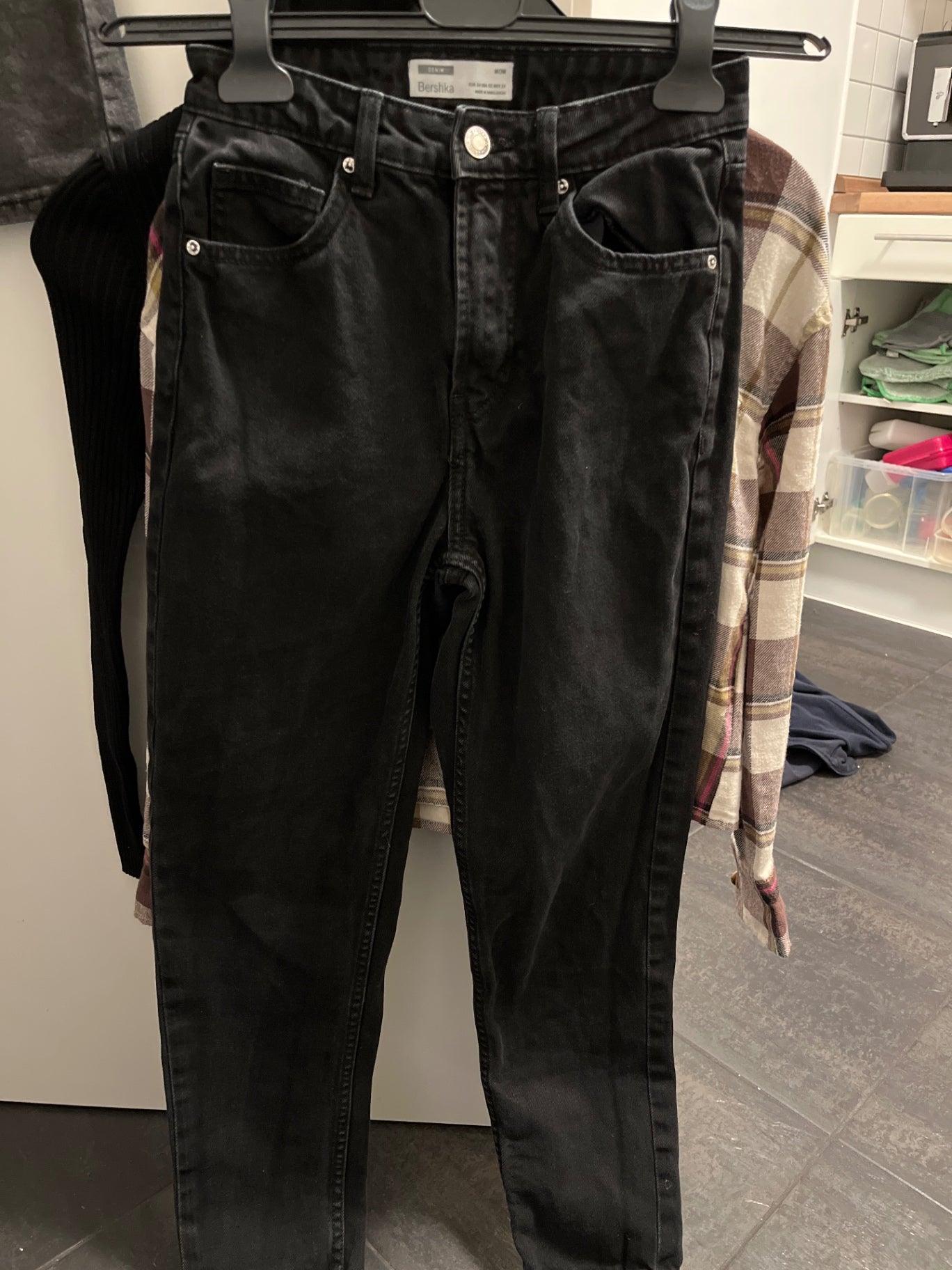 Bershka Mom Jeans Jeans Schwarz