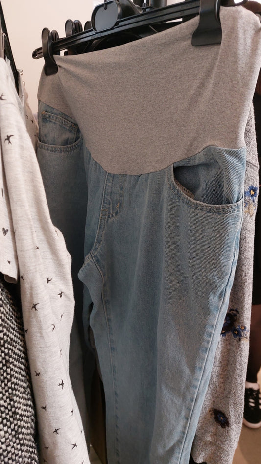 SHEIN Umstandsjeans Blau und Grau