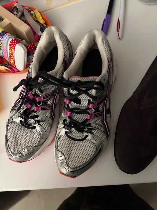 Asics Laufschuhe Silber und Rosa