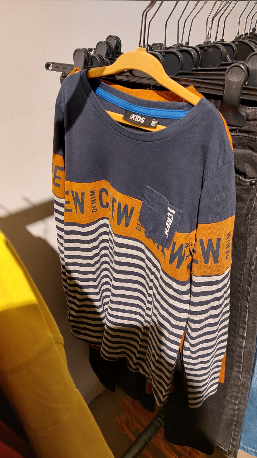 Europe Kids Langarmshirt Blau und Orange