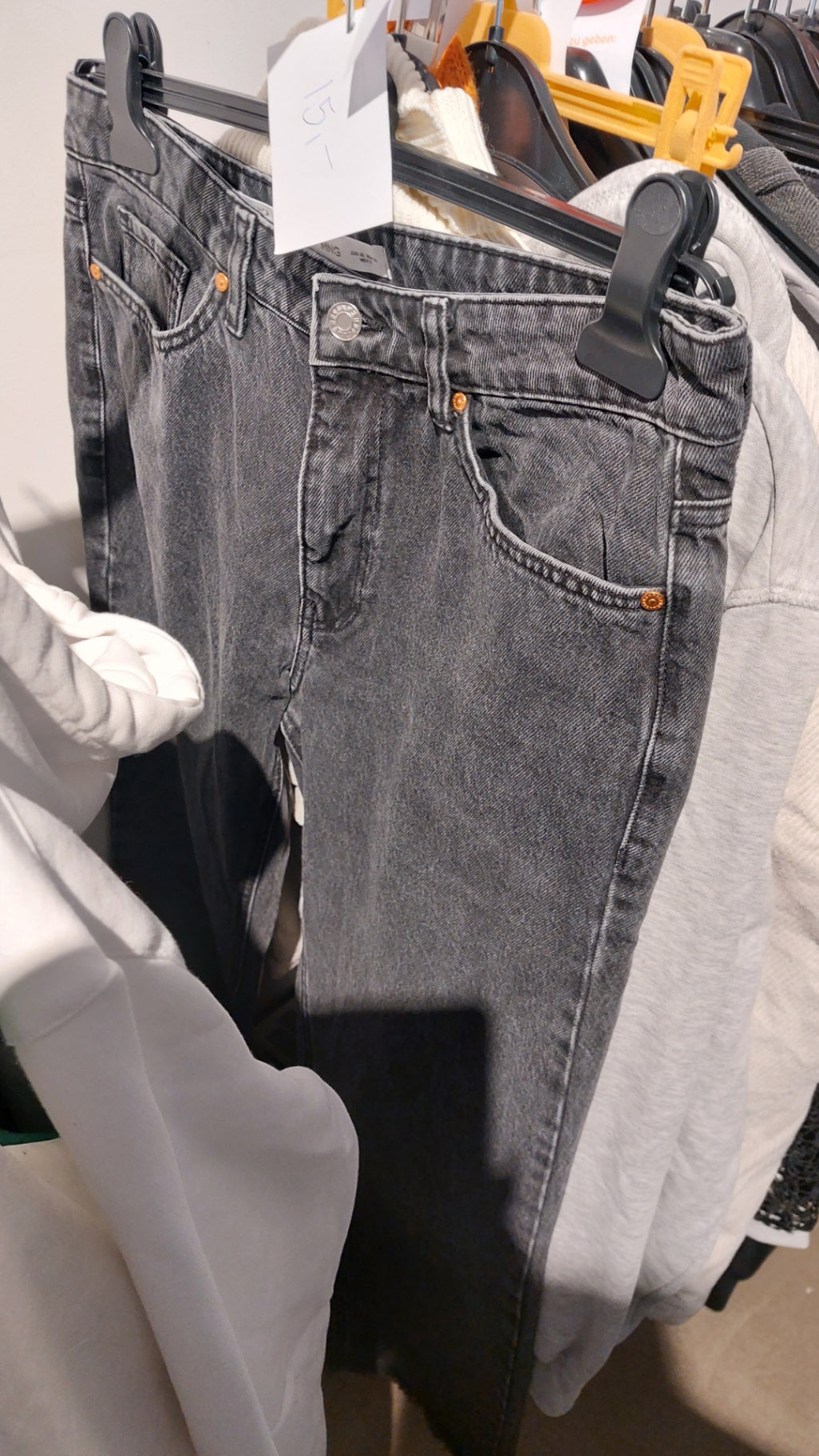 MNG Jeans Grau