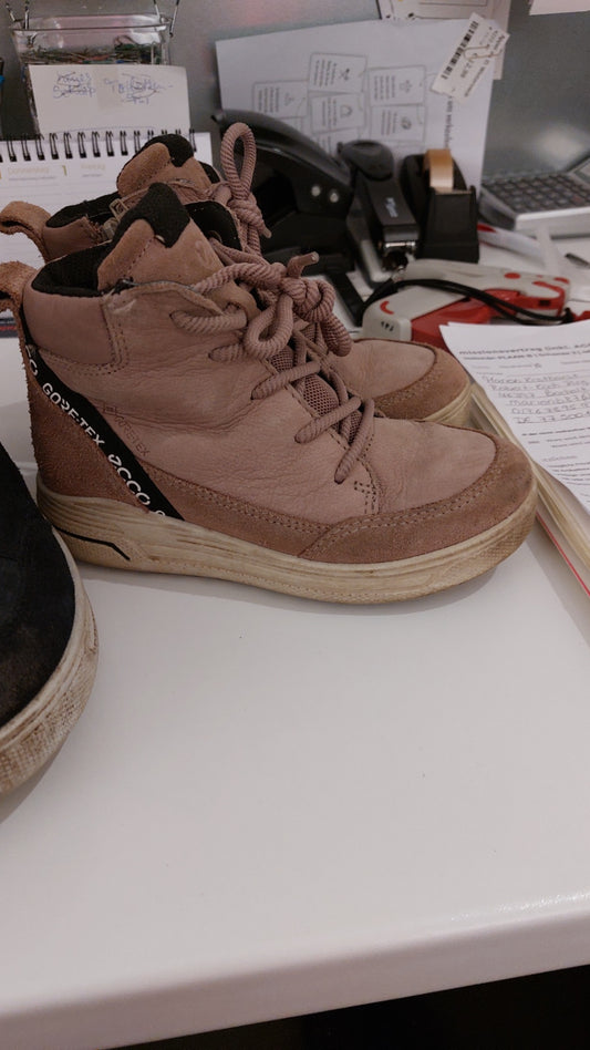 Ecco Gore Tex Sneaker Schlamm Größe: 28