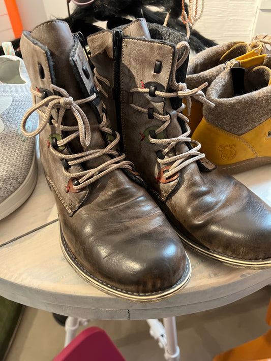 Rieker Stiefel Braun Größe: 42