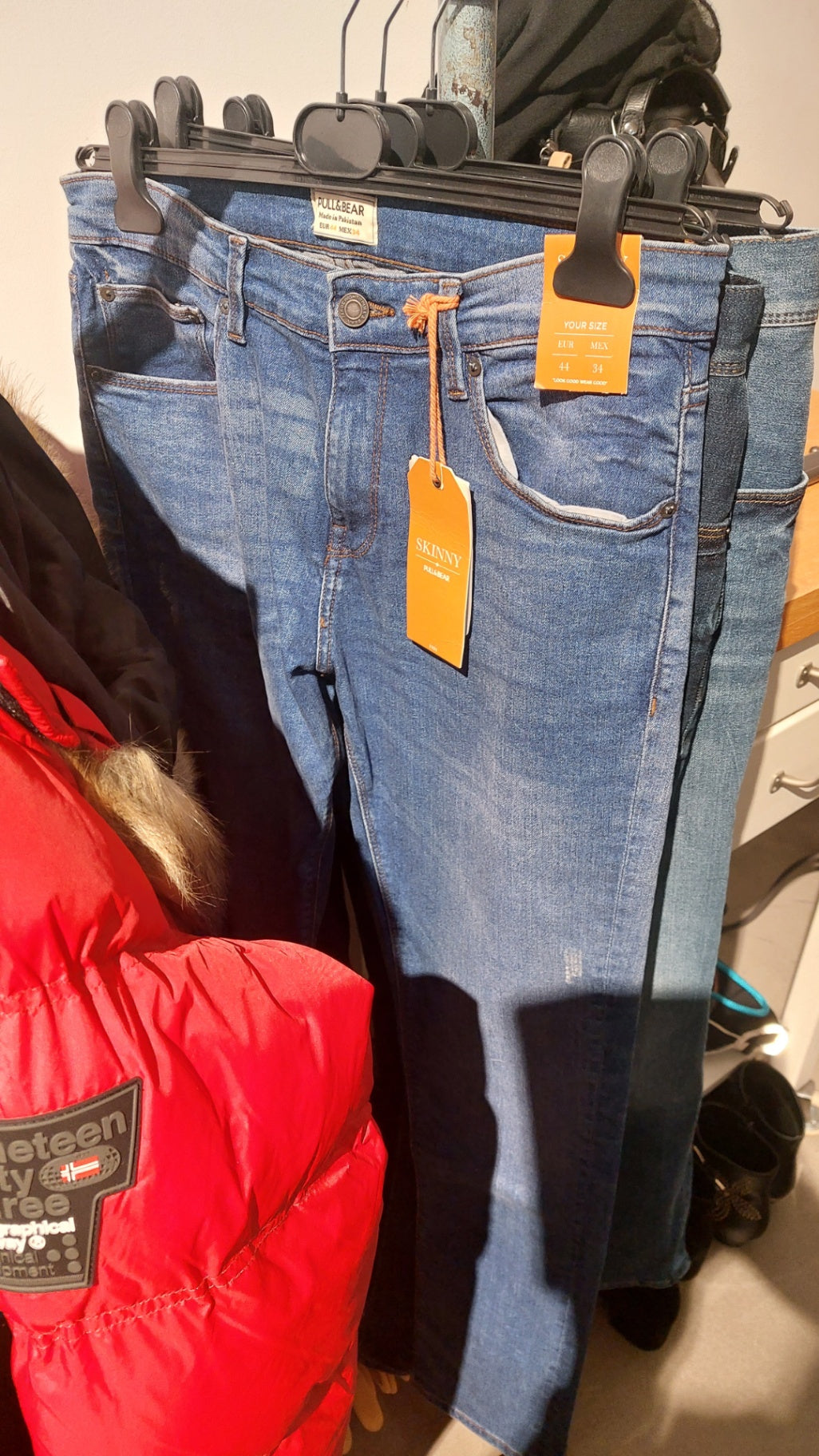 Pull&Bear Jeans Blau Größe: 44