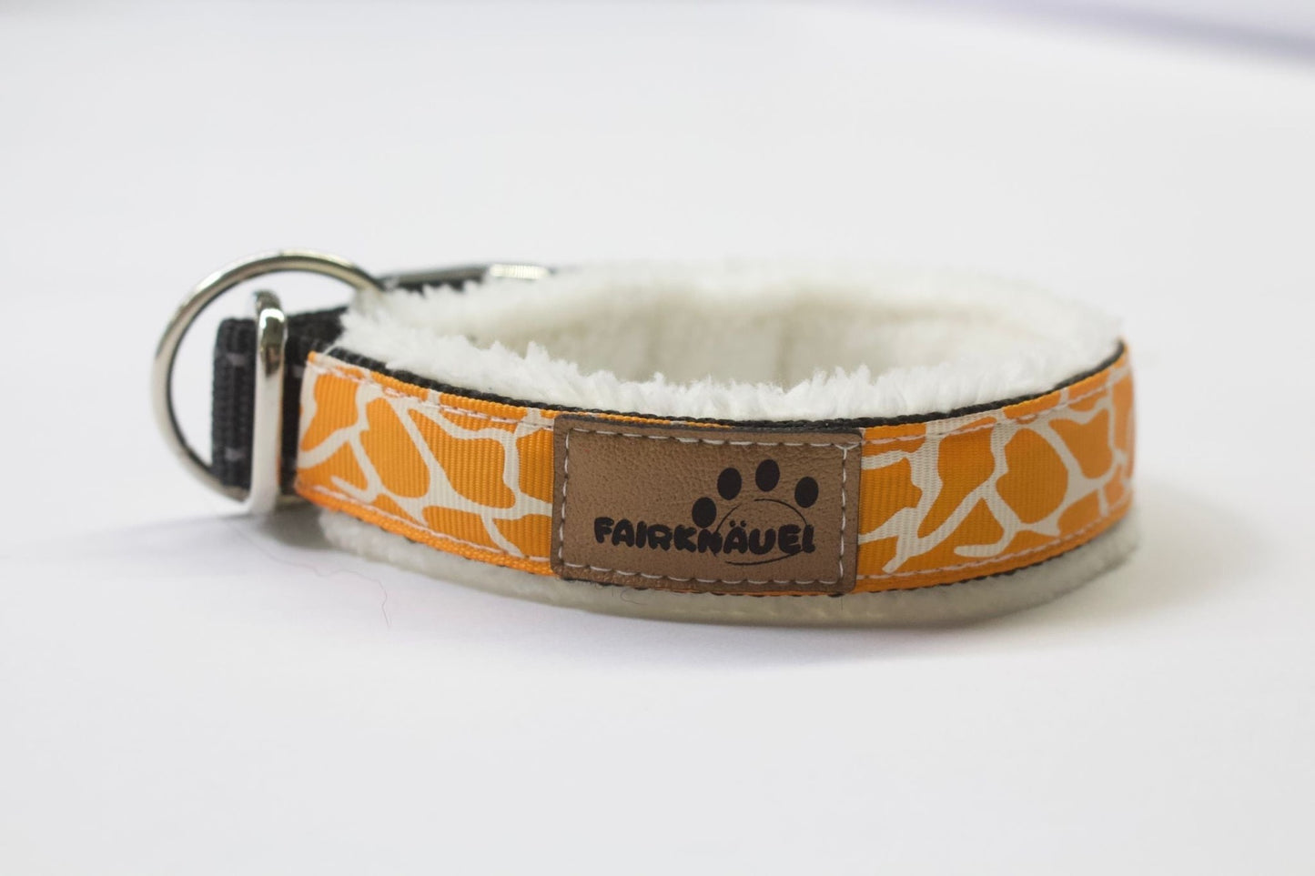 Fairknäuel Halsband Leo Orange Größe: XS