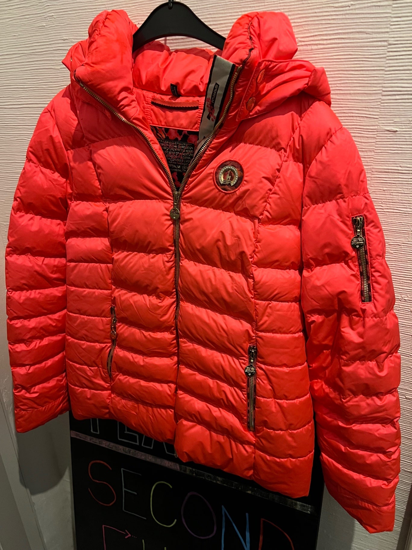 Sportalm Daunenjacke / Skijacke Rot Größe: 42