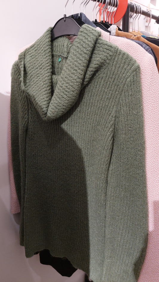 Pullover Grün Größe: S.