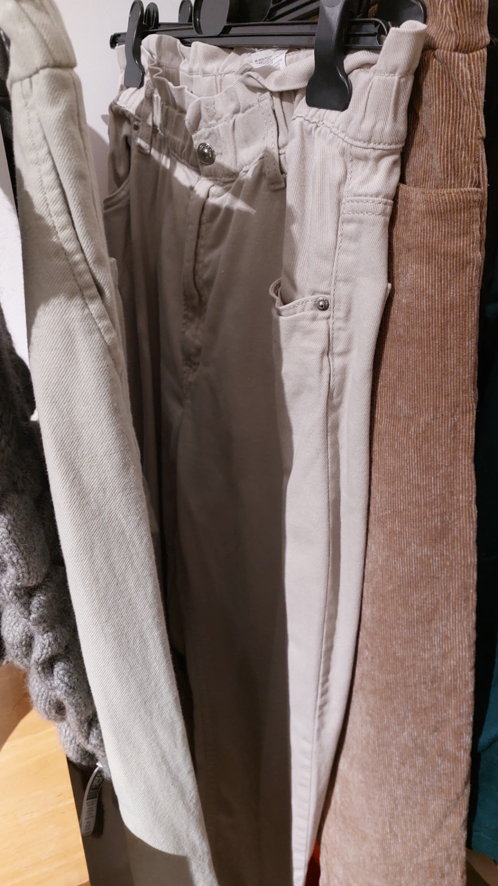 H&M Hose Beige Größe: XL