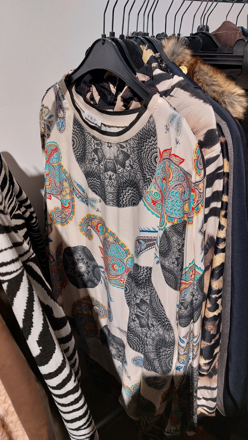 Bluse Mehrfarbig 100% Viskose Größe: M.