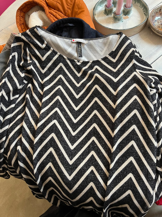Street One Pullover Schwarz und Weiß Größe: 44