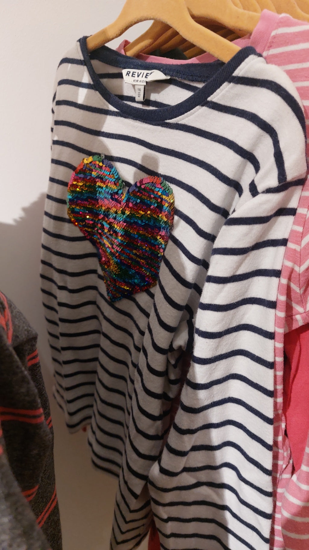Review Pullover Weiß mit blauen Streifen Größe: 116