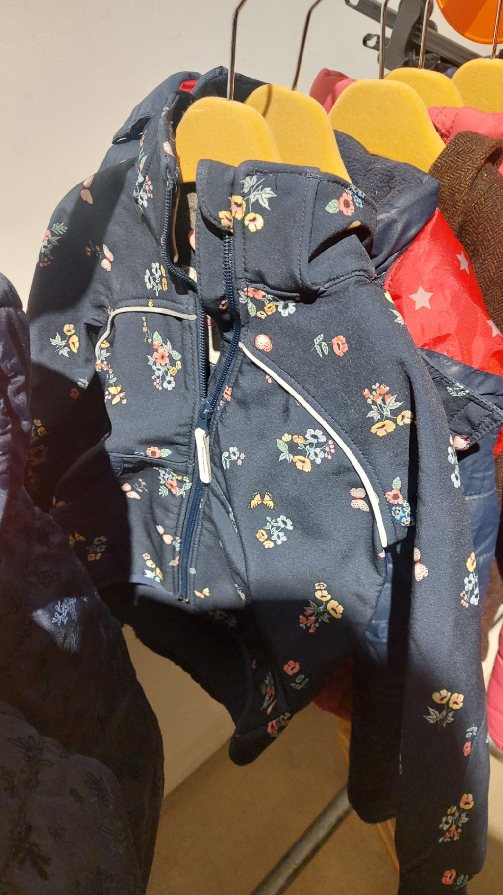HM Jacke Blau mit Blumenmuster Größe: 86