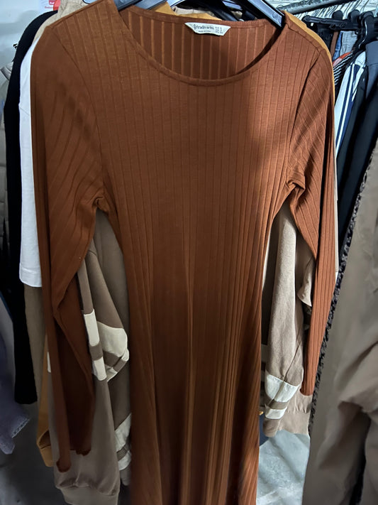 Stradivarius Kleid Braun Größe: M