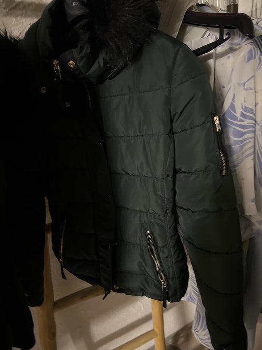 Pimkie Winterjacke Dunkelgrün Größe: XS