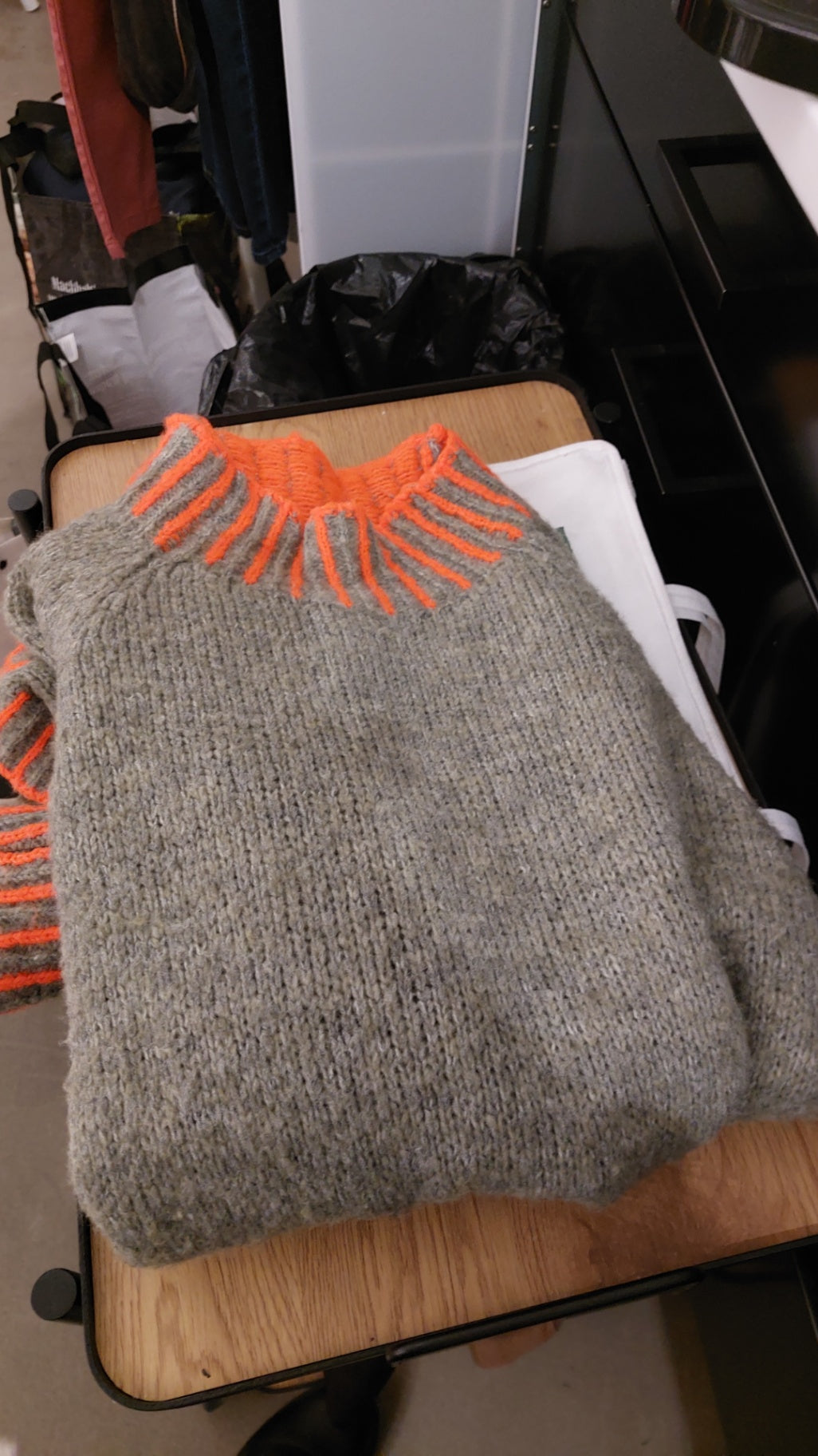 Sweet love Pullover Grün und Orange Größe: L-XL
