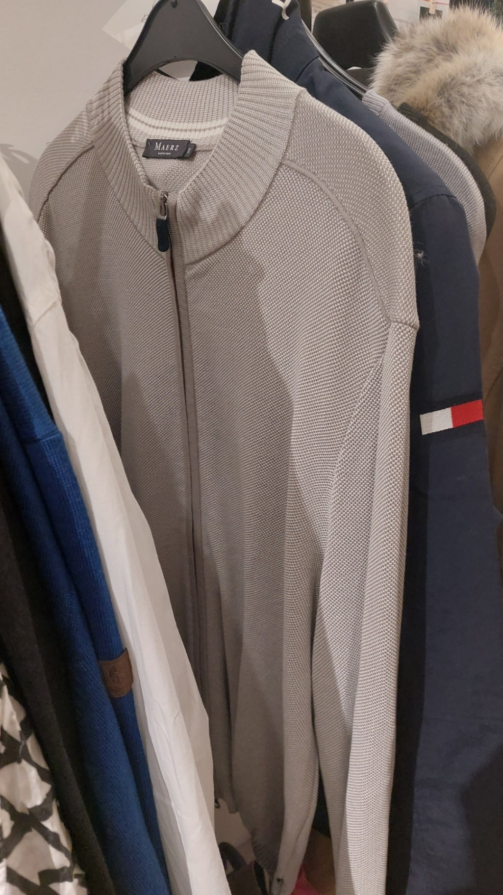 Maerz Cardigan Beige und Weiß Größe: 56